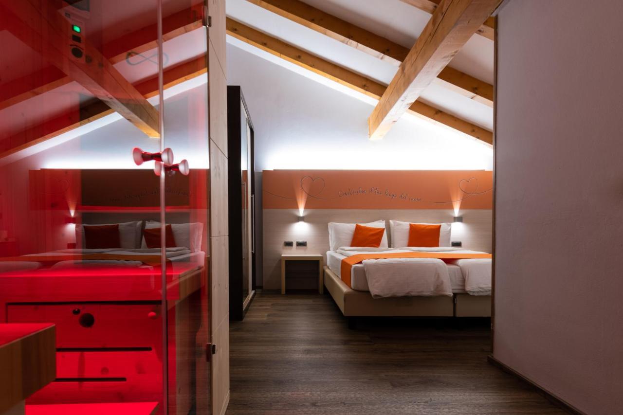 Albergo Casavecchia Tiarno di Sopra Exteriör bild