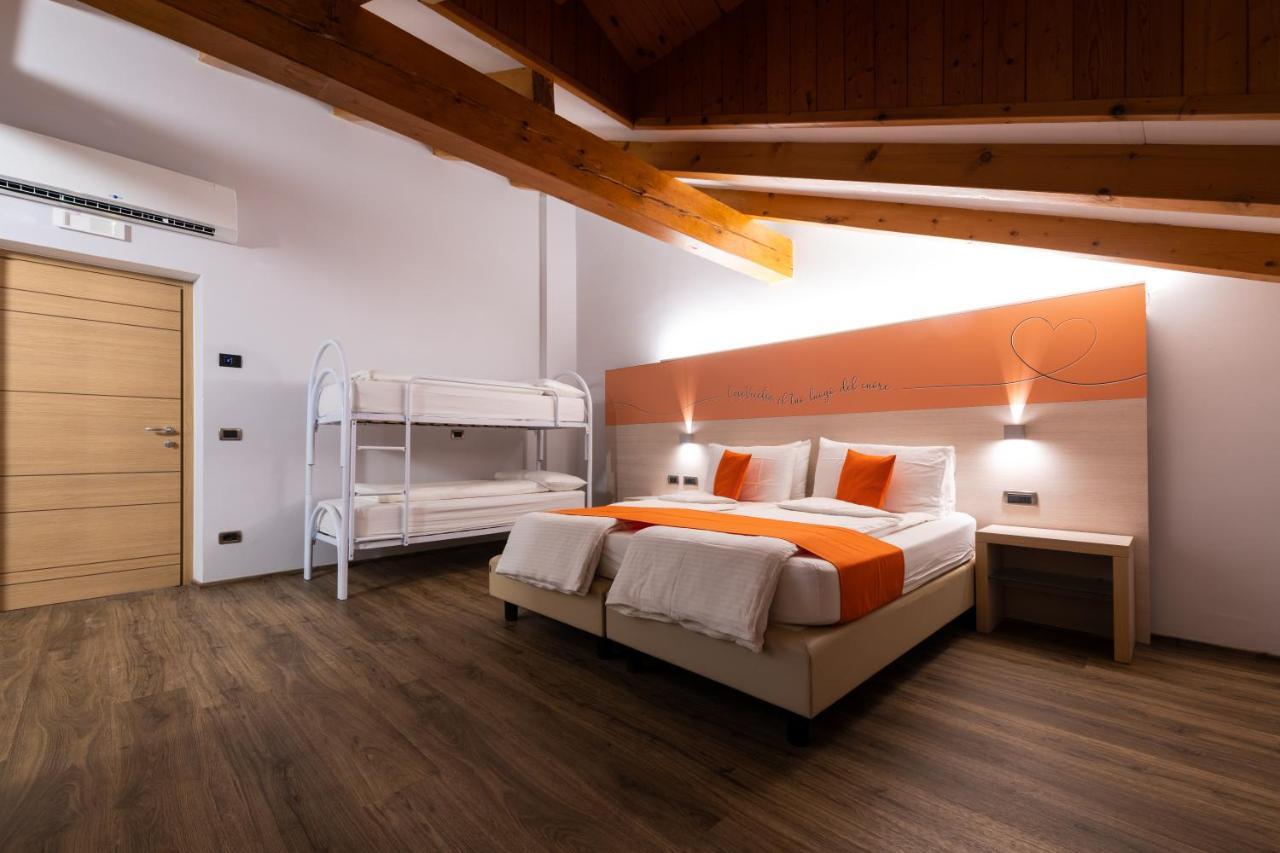 Albergo Casavecchia Tiarno di Sopra Exteriör bild