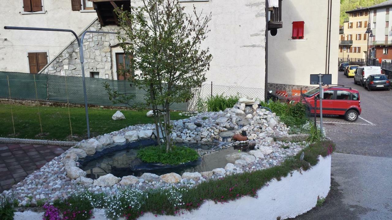 Albergo Casavecchia Tiarno di Sopra Exteriör bild