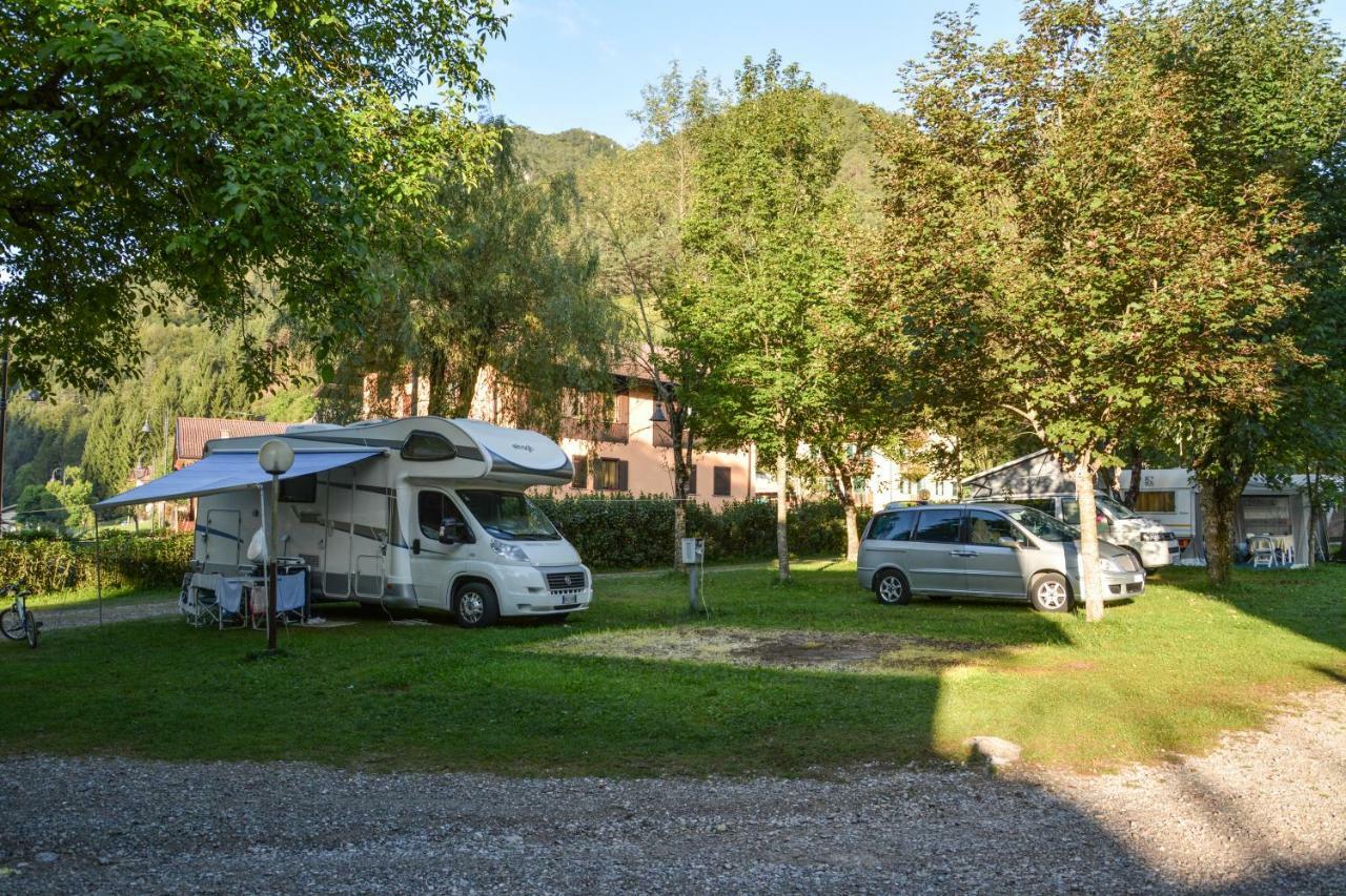 Albergo Casavecchia Tiarno di Sopra Exteriör bild